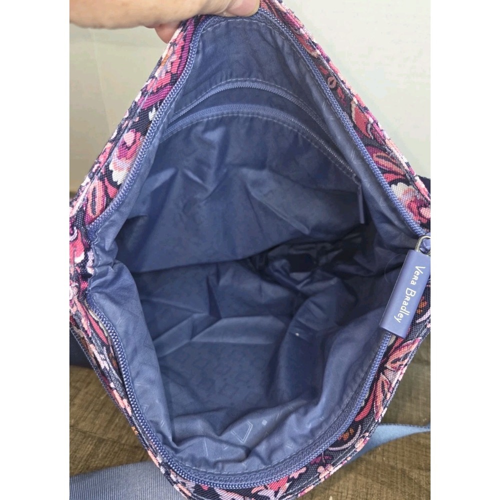 Vera Bradley Hipster Crossbody Magenta Medallion 3 Zip Bag 24435-Q62 - Picture 4 of 7